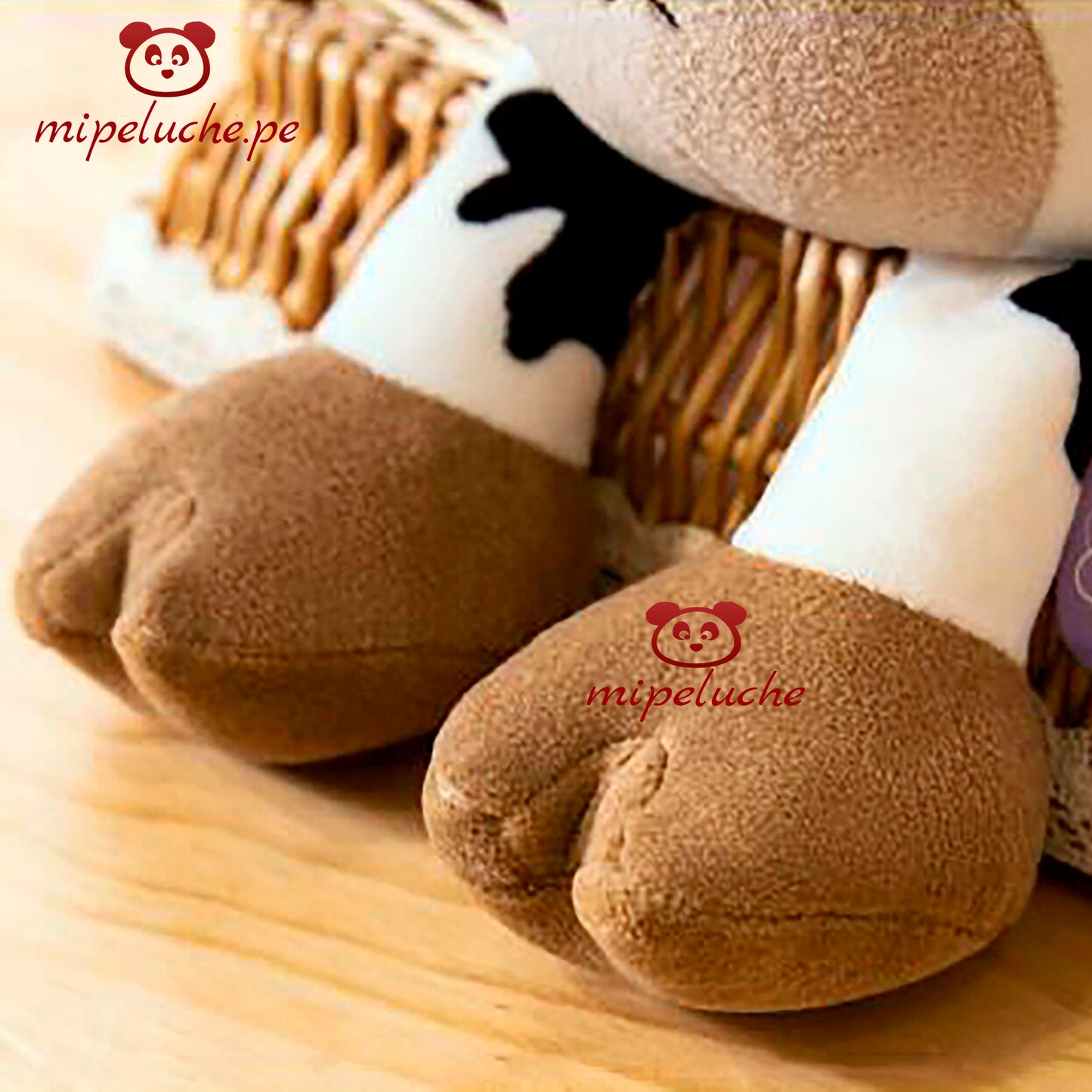 vaca vaquita lechera lola peluche almohada dormir lima peru perú envio delivery tienda de regalos envios felpa cojin dia de la madre niños bebes baby shower san valentin enamorados cumpleaños