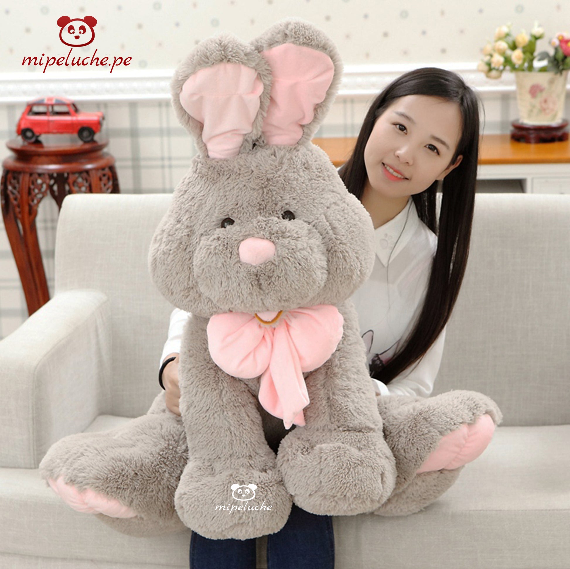 conejo coneja conejita grande gigante suave peluche felpa juguete muñeca orejas largas lima peru perú barato envío a domicilio juguete tienda de regalos niños dia de la madre san valentin enamorados cumpleaños