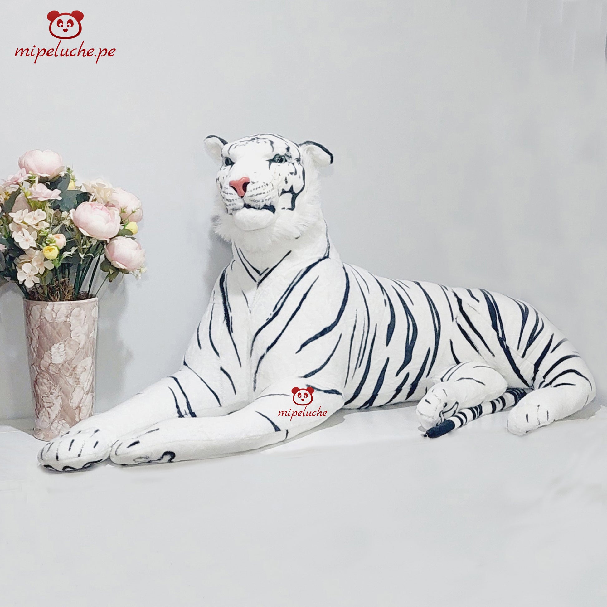 tigre siberiano bengala león leon leoncito peluche gigante felpa regalo lima peru perú tienda de regalo envios delivery tigre leopardo cumpleaños aniversario navidad san valentin dia de la madre